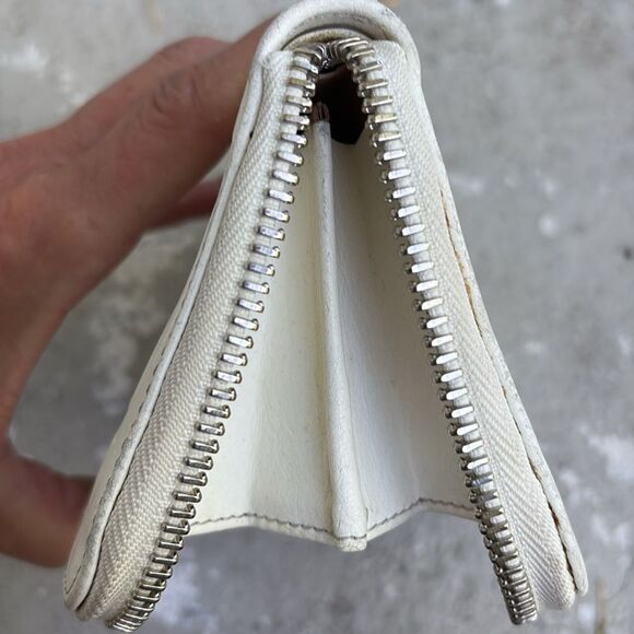 Chloe zip around wallet - Picture 12 of 12